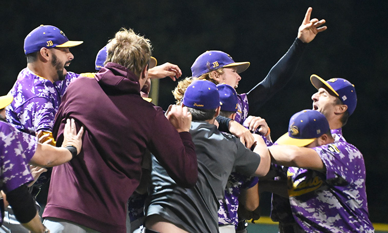 Tri-Town converts in eighth inning to win fourth straight Tri-State ...